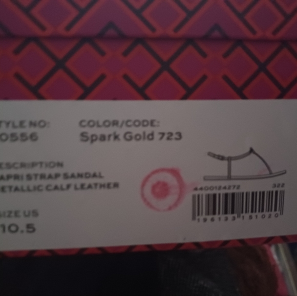 NEW TORY BURCH GOLD SANDAL - Picture 5 of 5